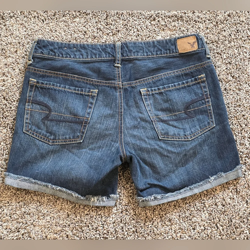American Eagle Outfitters Dark Blue Jean Shorts Size 2 - Picture 2 of 4